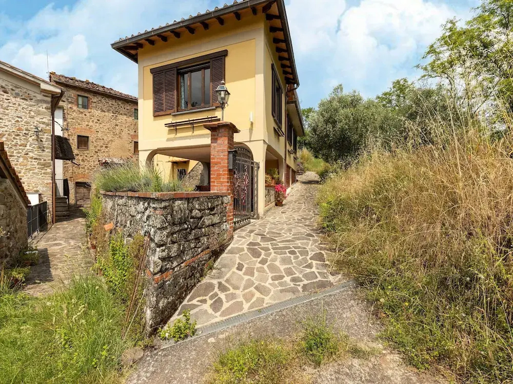 Holiday Home in Tuscany With Stunning Views
