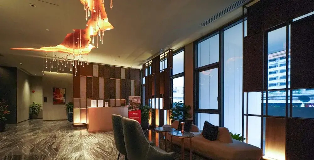 The EDGE — фото 2