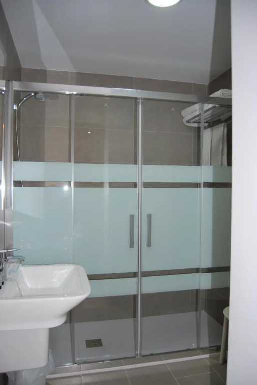Estudiotel Alicante Room Type - Room THREE BEDS