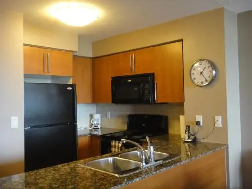 Executive Furnished Properties - Square One Mississauga - фото 22