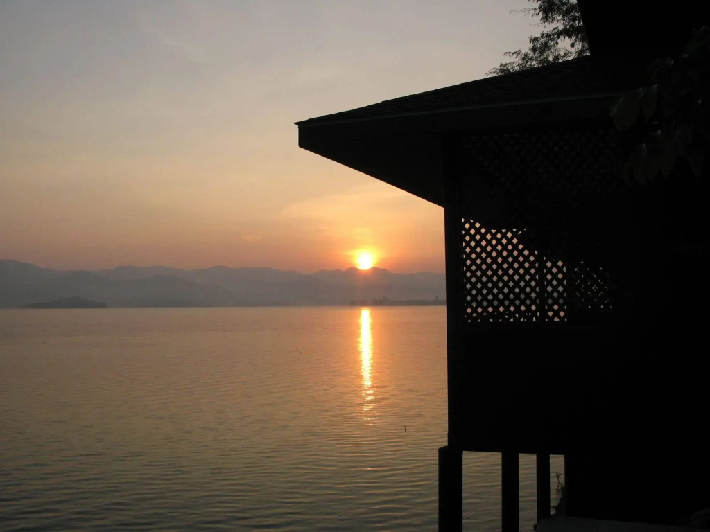 Raya Buri Resort