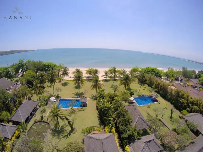 Villa beachfront