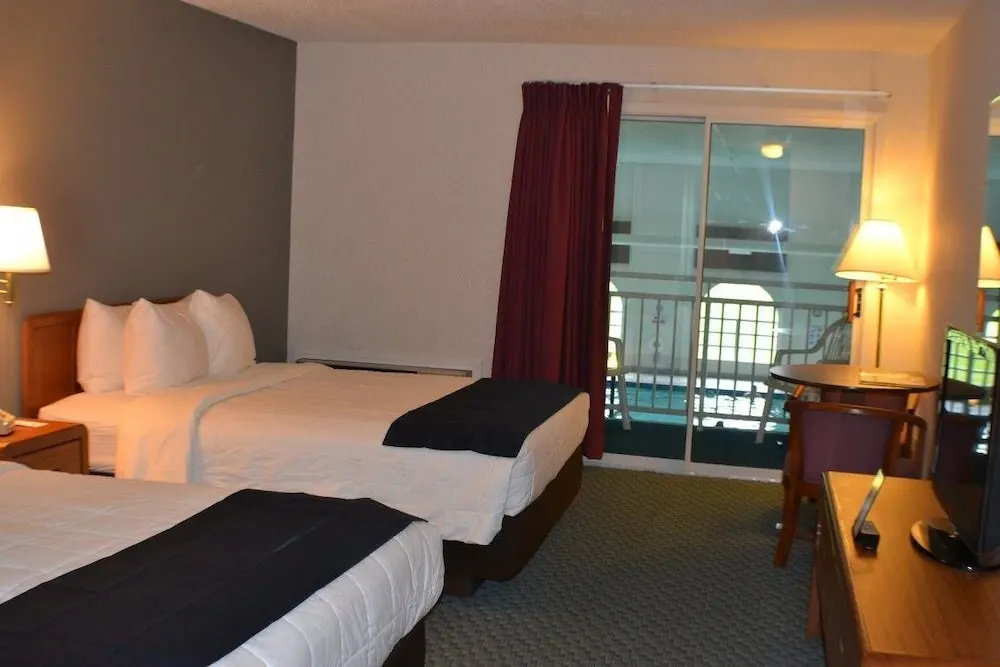 Comfort Inn - фото 3