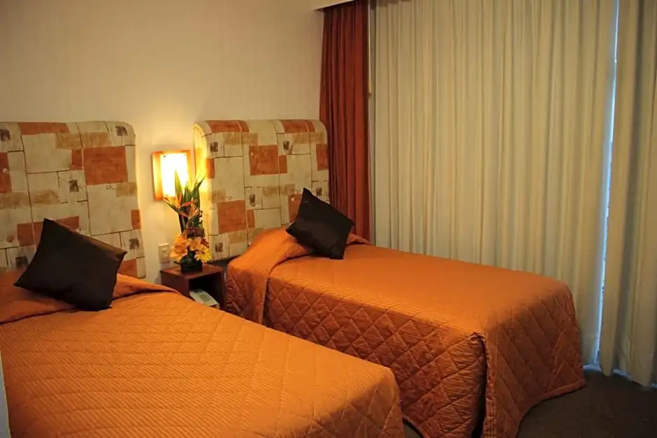 Hotel Villa de Cortez - Chambres