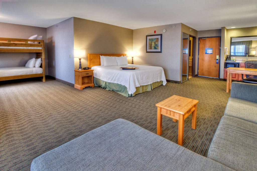 Double Family Suite (full double bed)