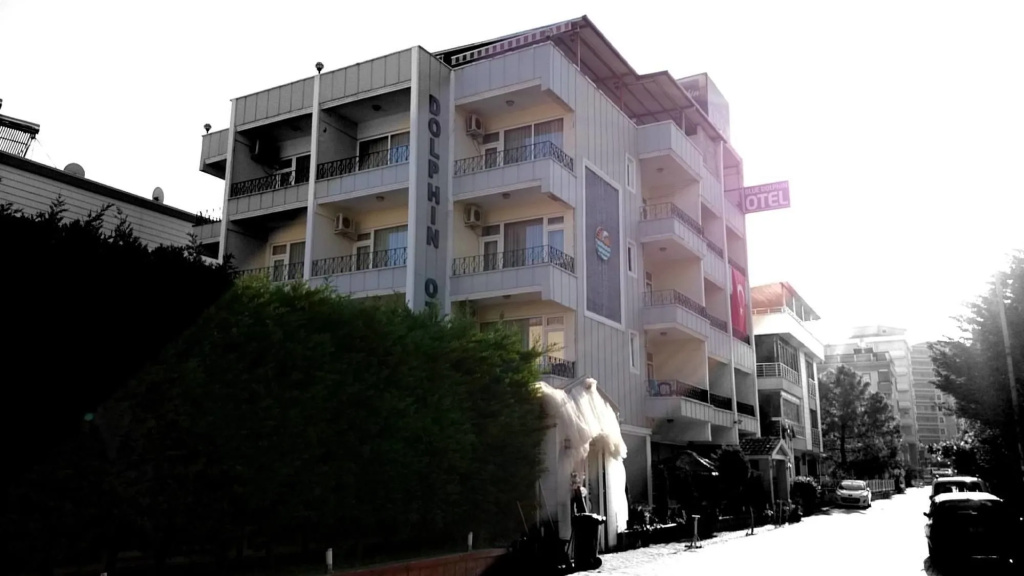 Blue Dolphin Hotel
