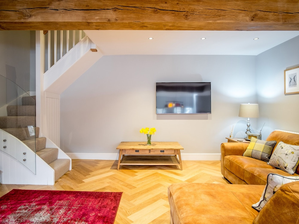School Cottage — 4