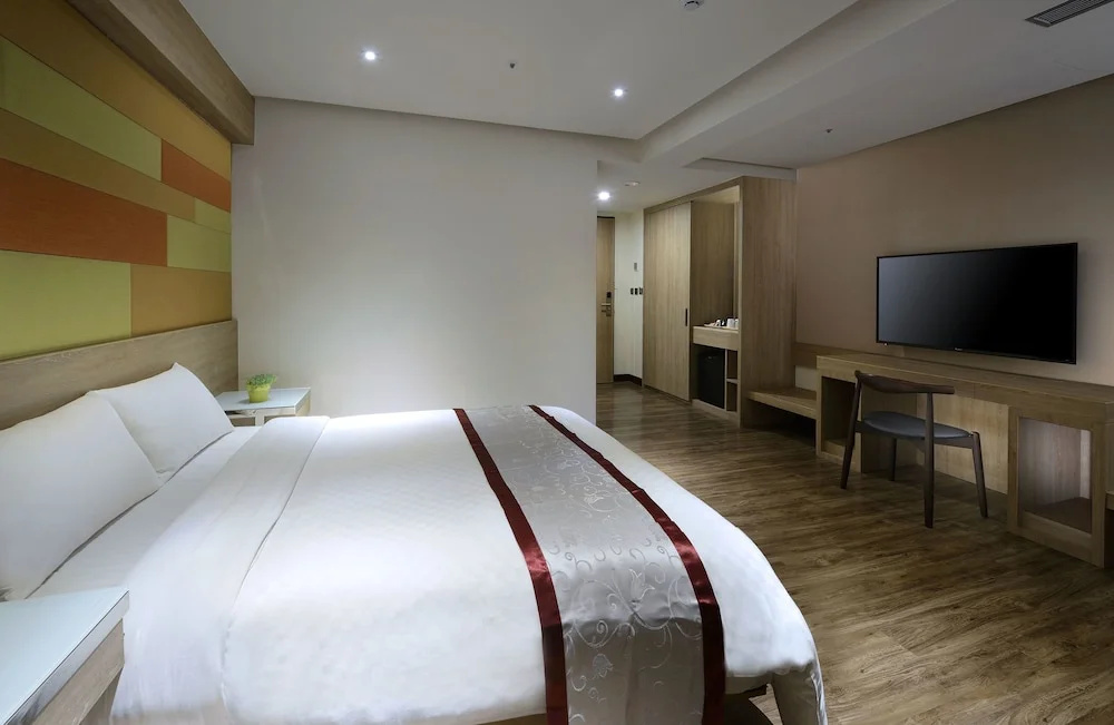 Standard Double room with balcony (twin beds)