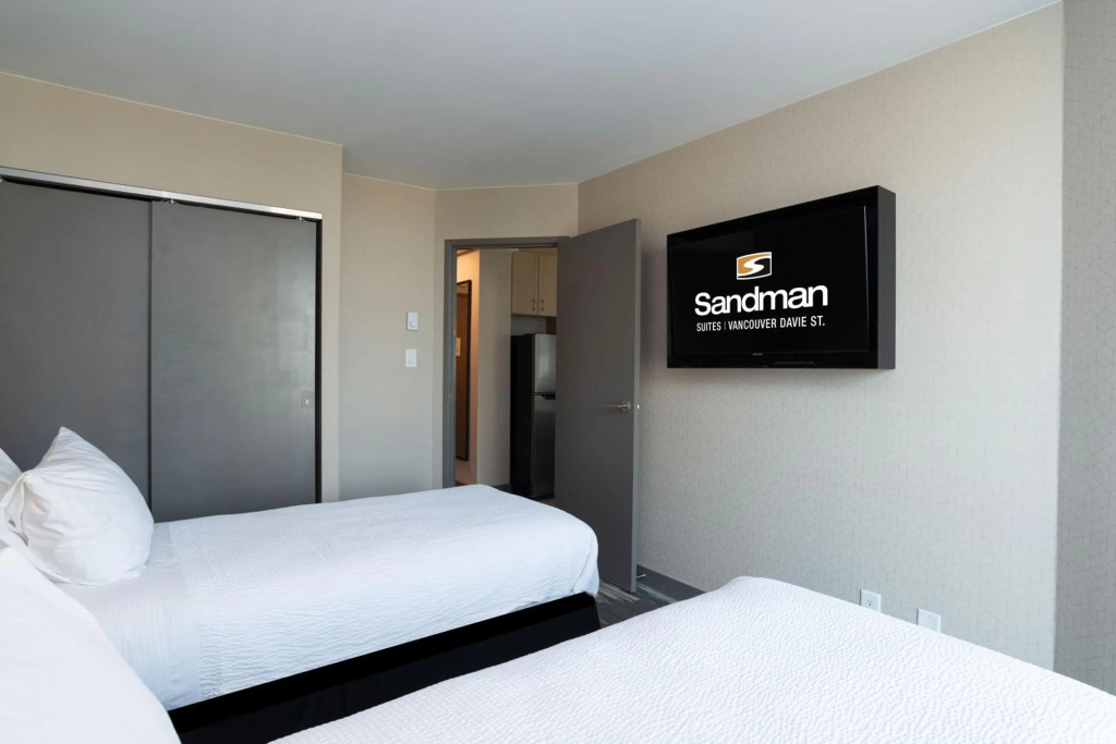 Sandman Suites Vancouver on Davie - фото 20