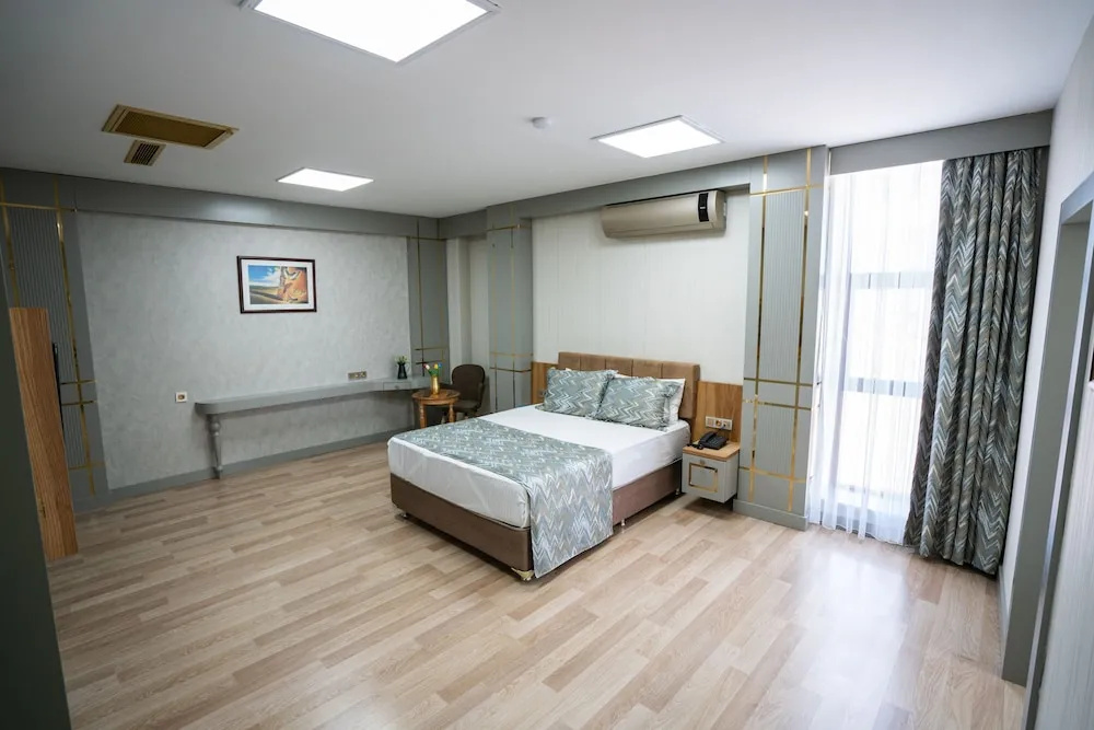 2 Bedrooms Family Suite with balcony