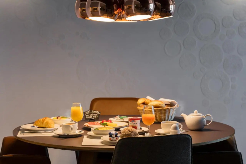 EMA House Hotel Suites - Général