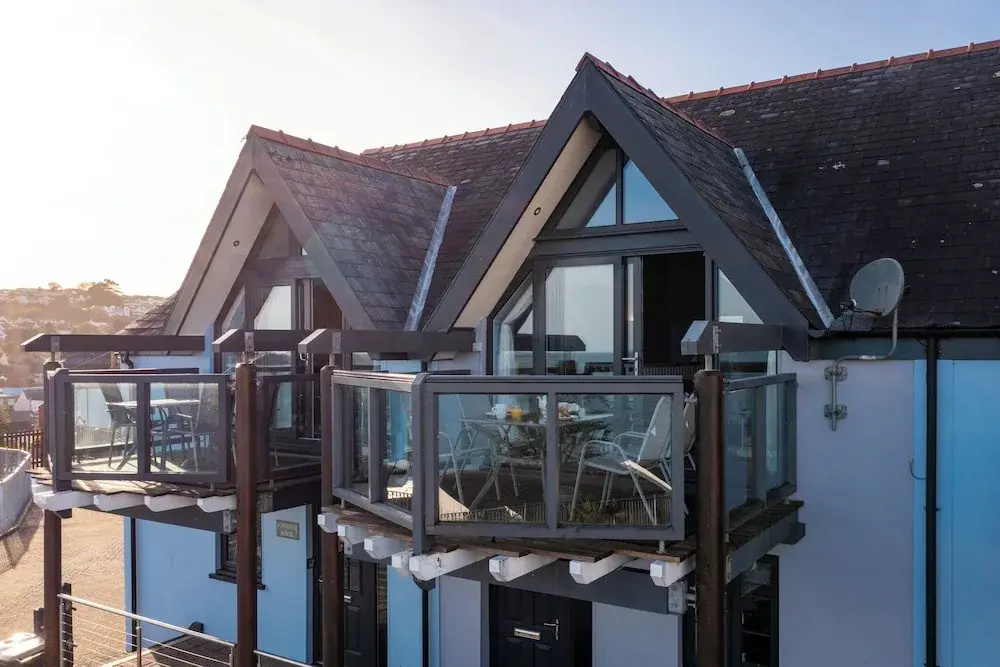 The Chandlery - Panoramic Sea Views With Parking