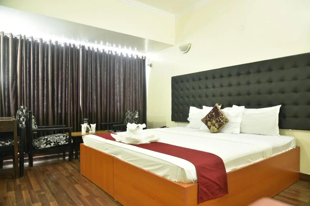 Hotel Rajhans International - Chambres