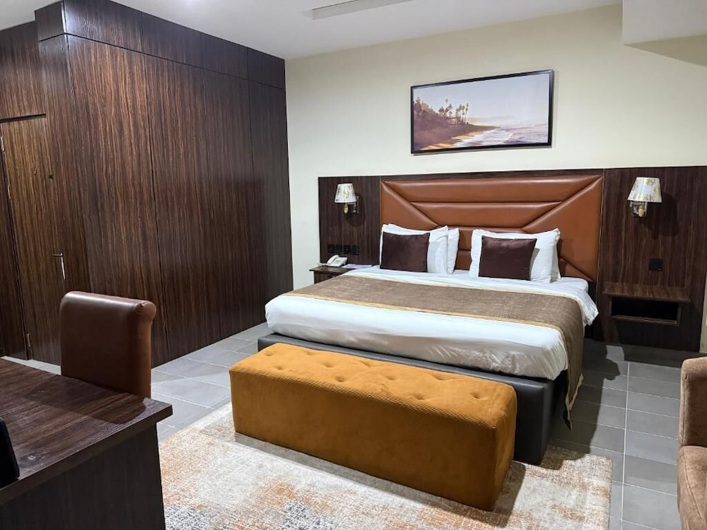 Hotel photo 12