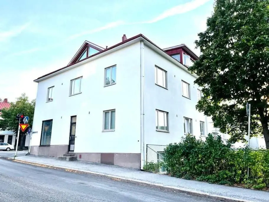 80m2 Central Lahti Apartment @Karjalankatu