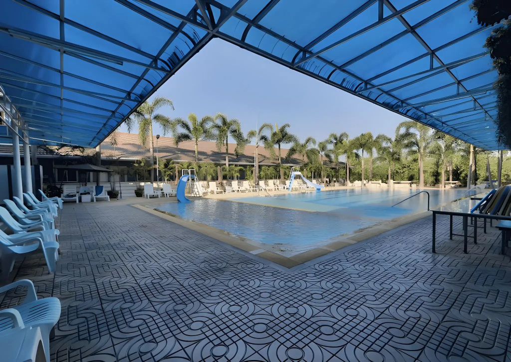 Hotel photo 12