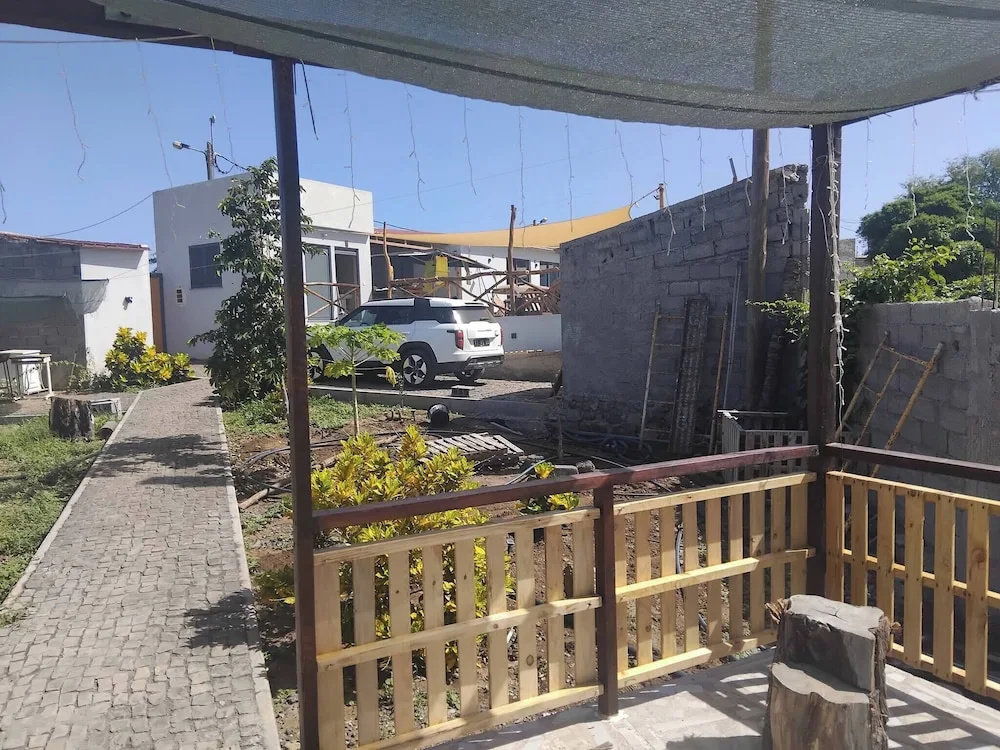 Serene 2-bedroom Apartment in Achada Fazenda, Cabo Verde