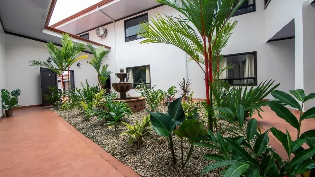 Serenity Rainforest Condos - фото 21