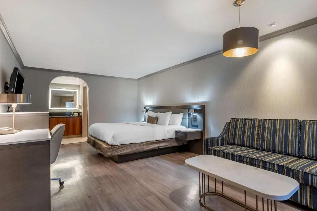 Best Western Plus Executive Suites - Chambres