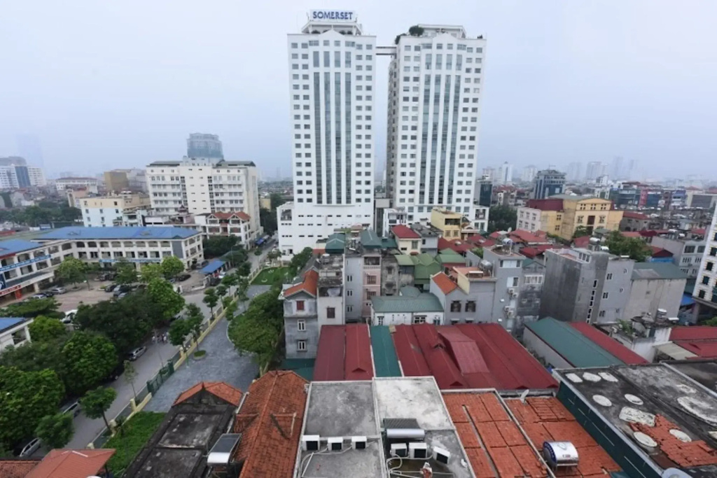 Poonsa Hoang Quoc Viet 2
