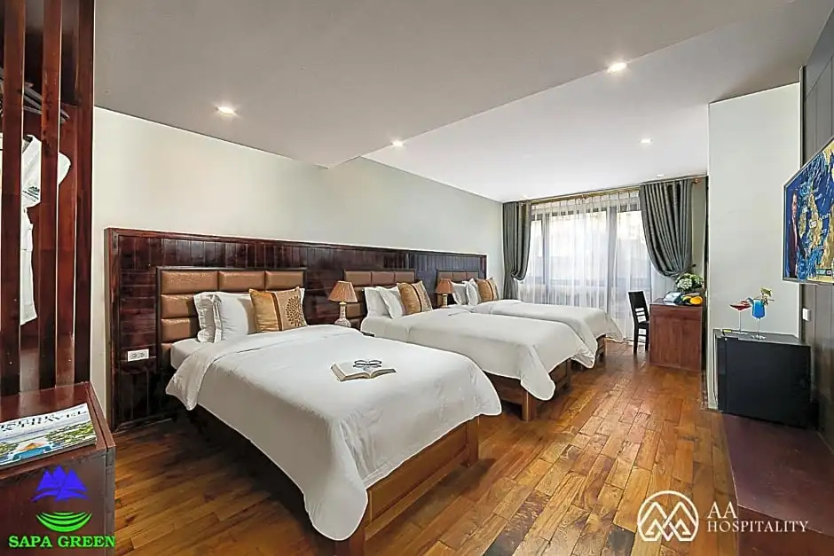 Standard Triple room