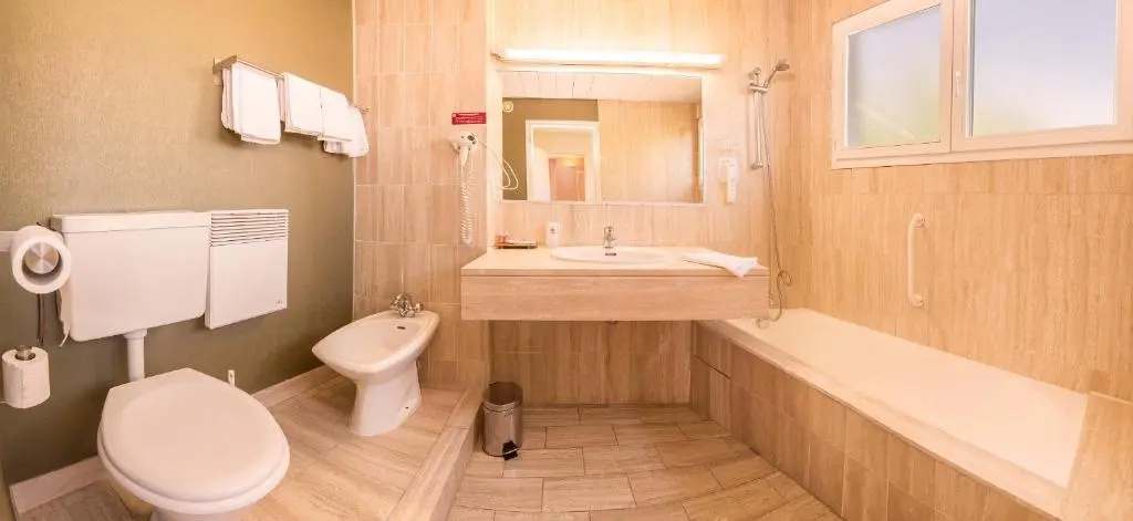 LOGIS, Hôtel Cartier - Chambres