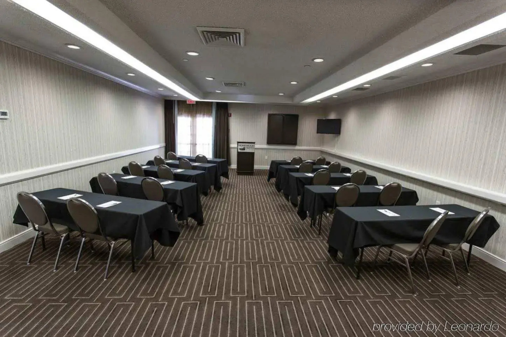 Homewood Suites by Hilton Savannah - Général