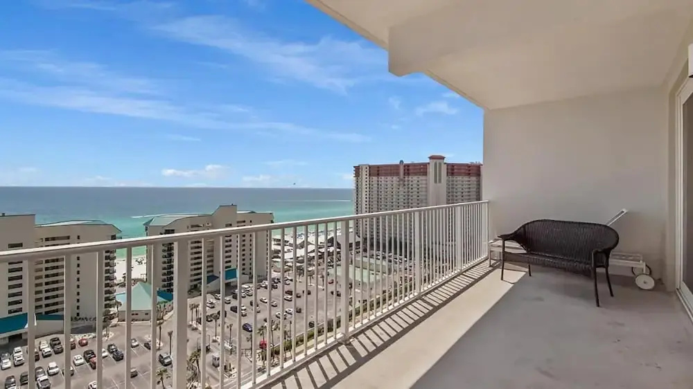 Laketown Wharf 1608- Turtle Tower