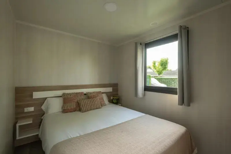 2 Bedrooms Standard Family room