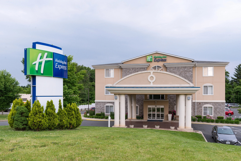 Holiday Inn Express Hartford – Newington, by IHG