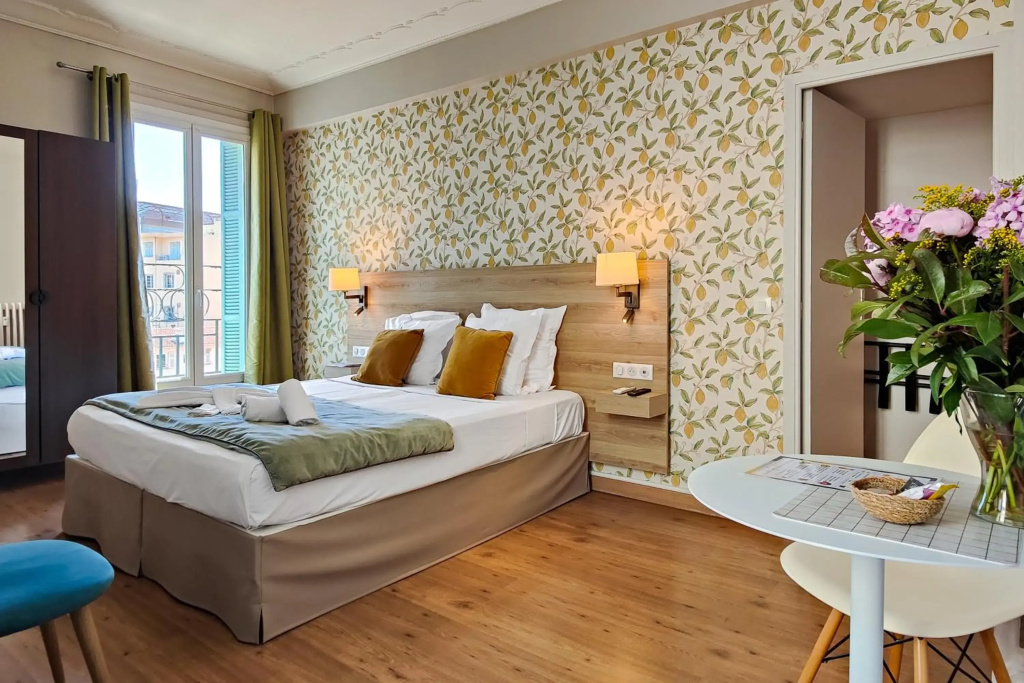 Отель Aparthotel AMMI Nice Massena в Ницце