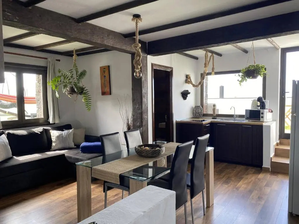 Apartment with sea view