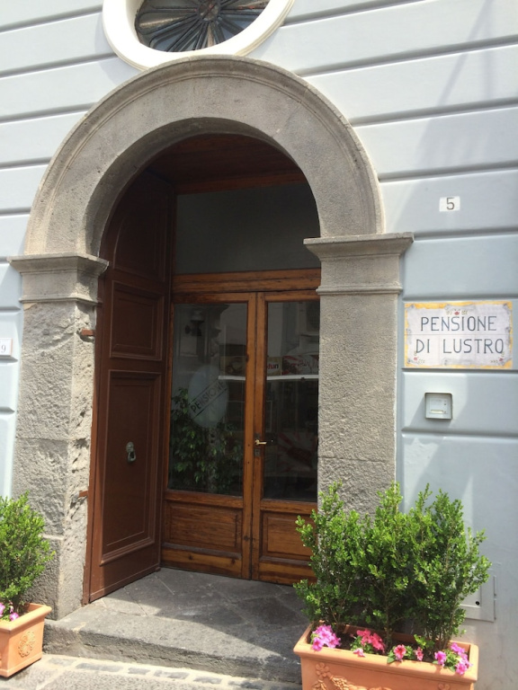 Pensione Di Lustro