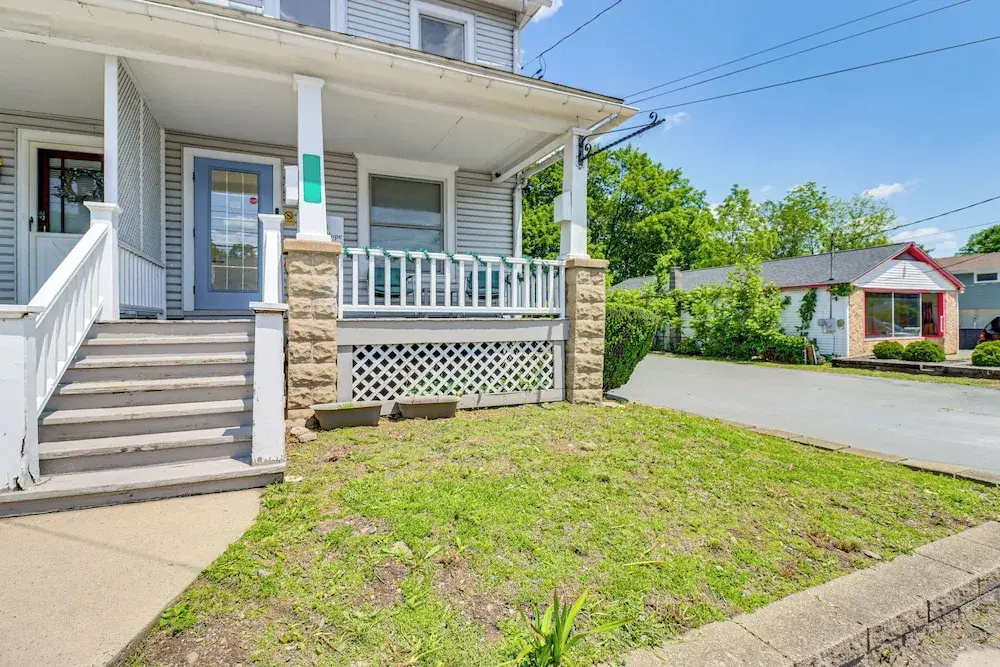 Walkable Abode in Stroudsburg's Business District!
