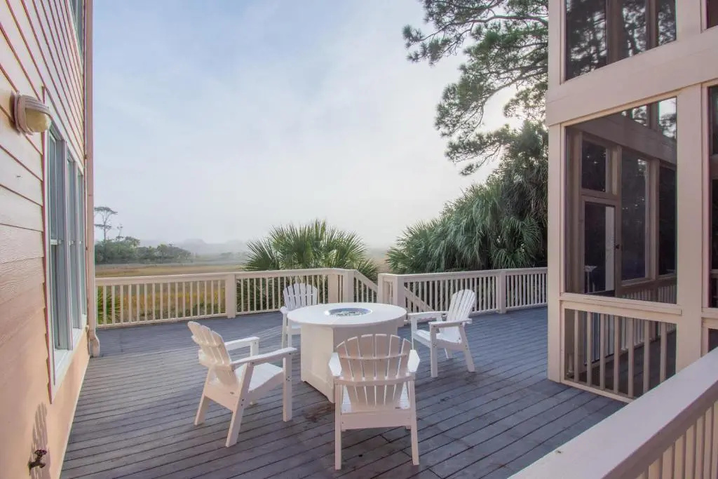 New Rental! Commanding Views of the Marsh, Skull Inlet and the Atlantic