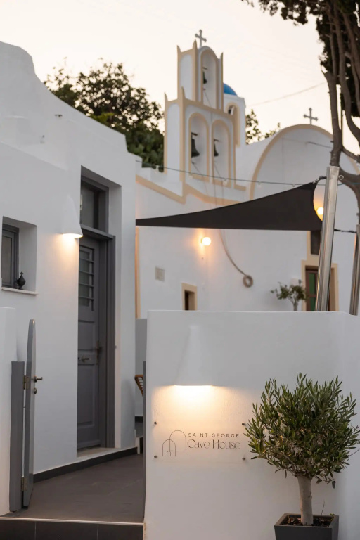 Saint George Cave House