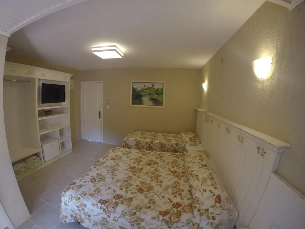 Luxury Quadruple room