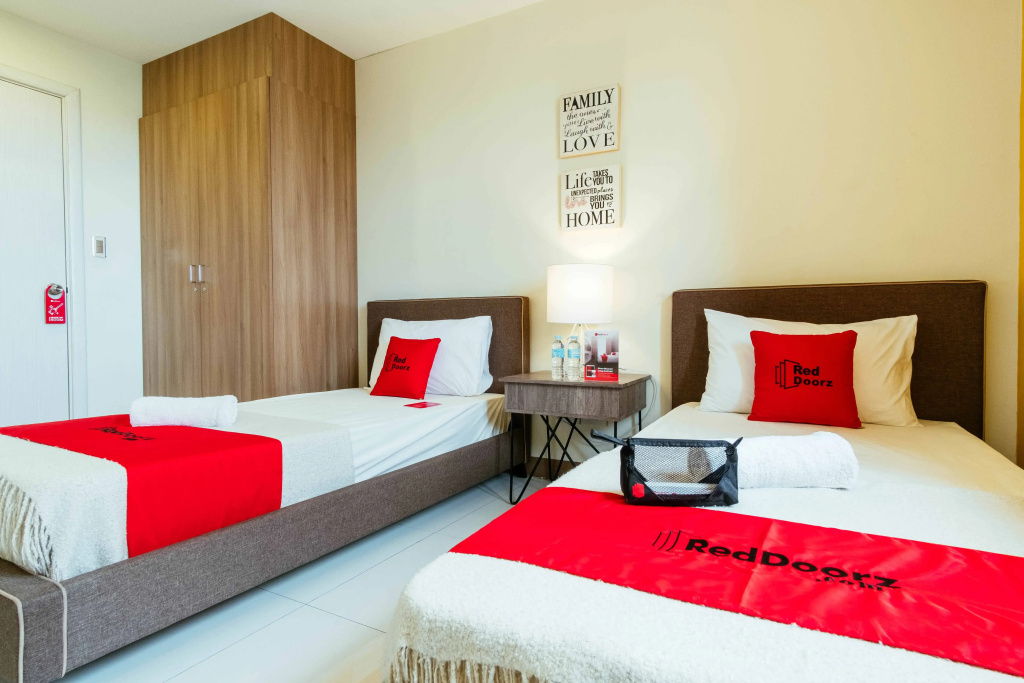 RedDoorz Plus @ Kamuning Quezon City