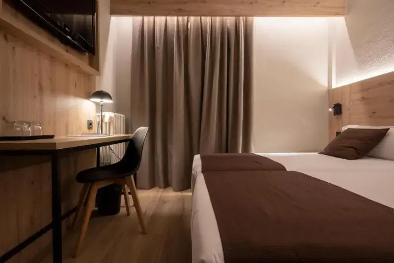 Standard Single room with balcony