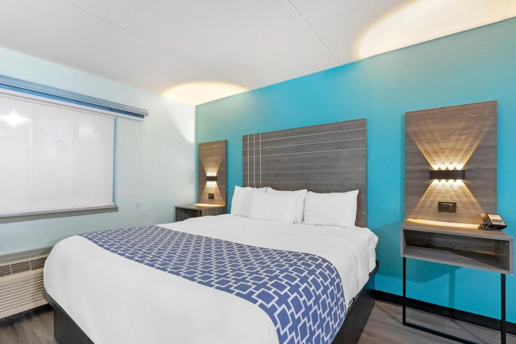 Clarion Inn Des Moines Airport (DSM)