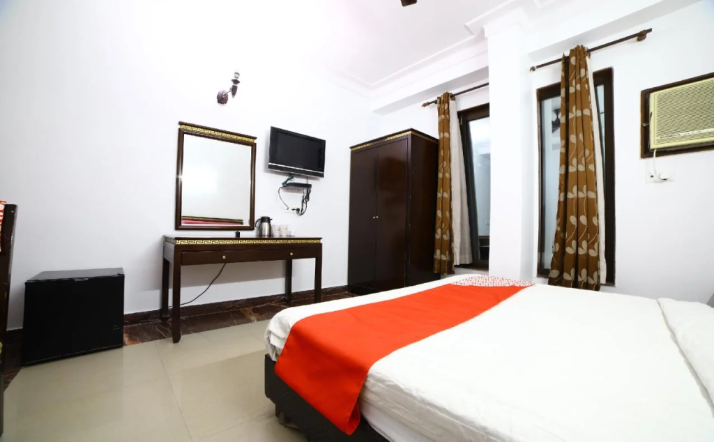 Bedroom