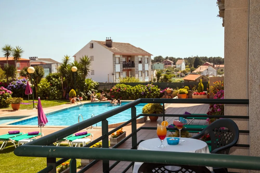 Standard room with balcony and with view