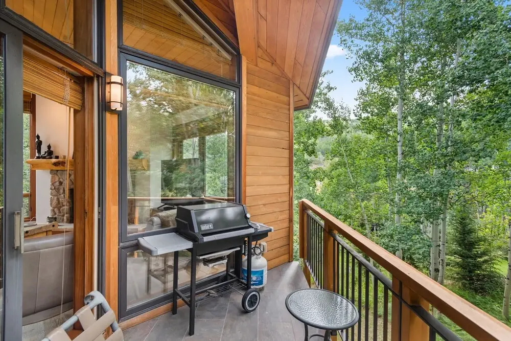 Newly Remodeled Ski-In/Out Snowmass View Townhome by The Woodrun V Townhouses by RedAwning
