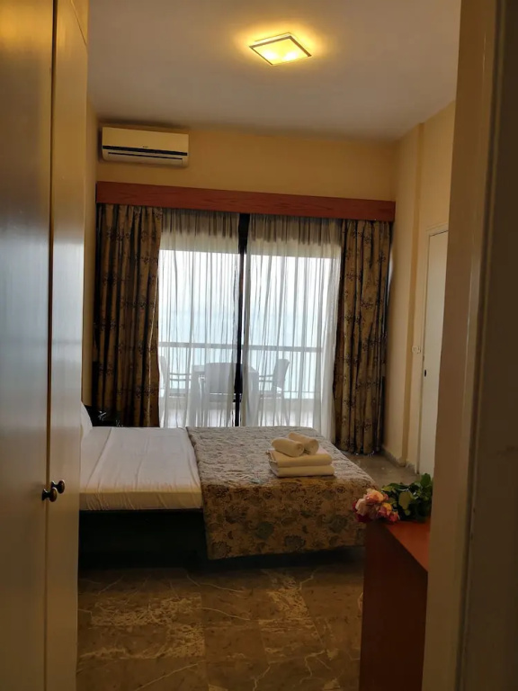 Holiday Suites Hotel And Beach - Chambres