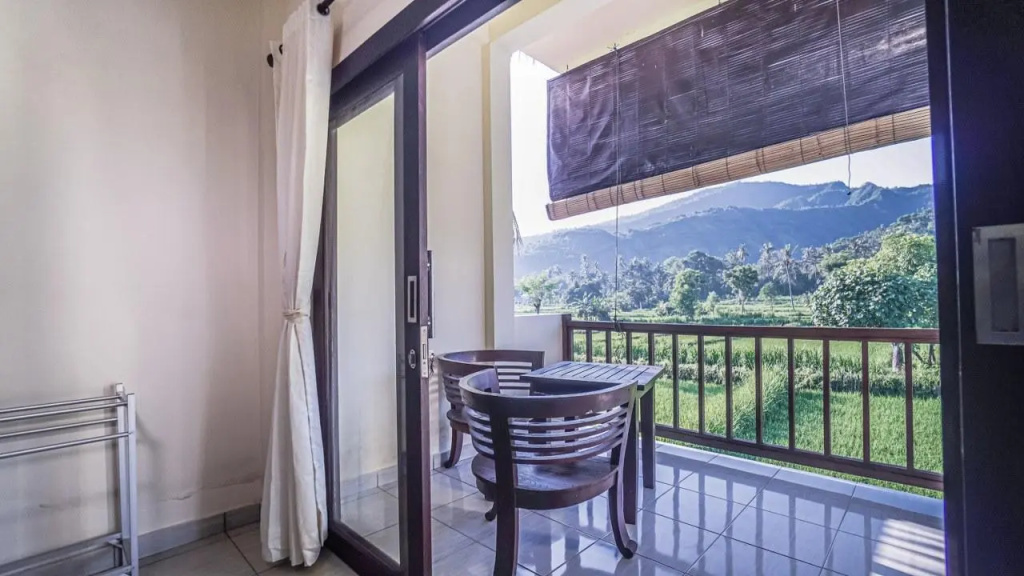 Balcony & Terrace
