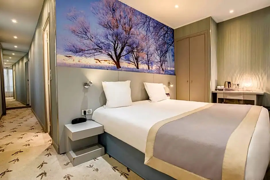 Hotel Les Jardins de Montmartre 86