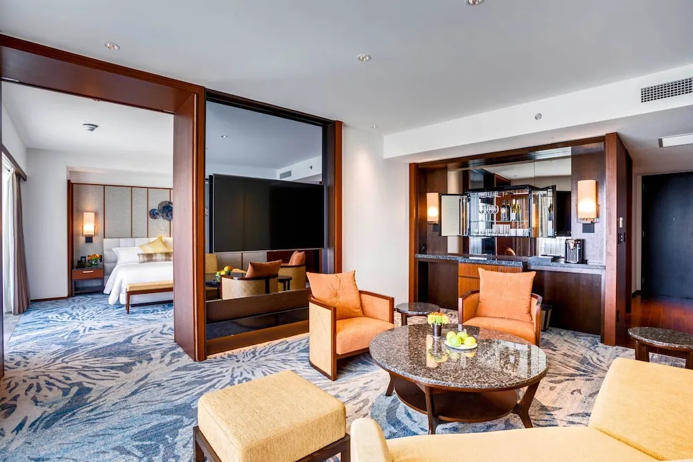 Club Suite