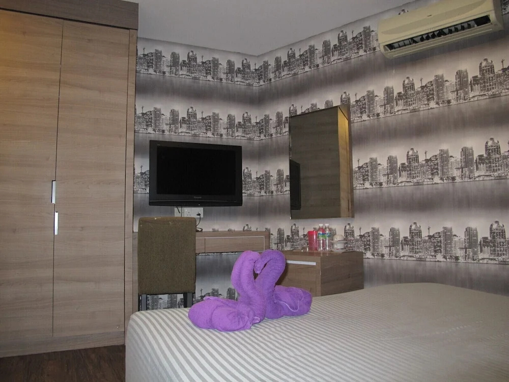 Comfort room