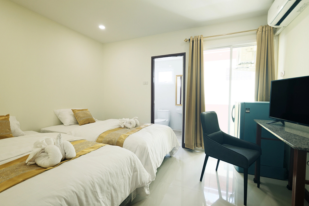 Double room (twin beds)