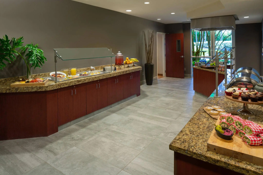 Lobby & Reception